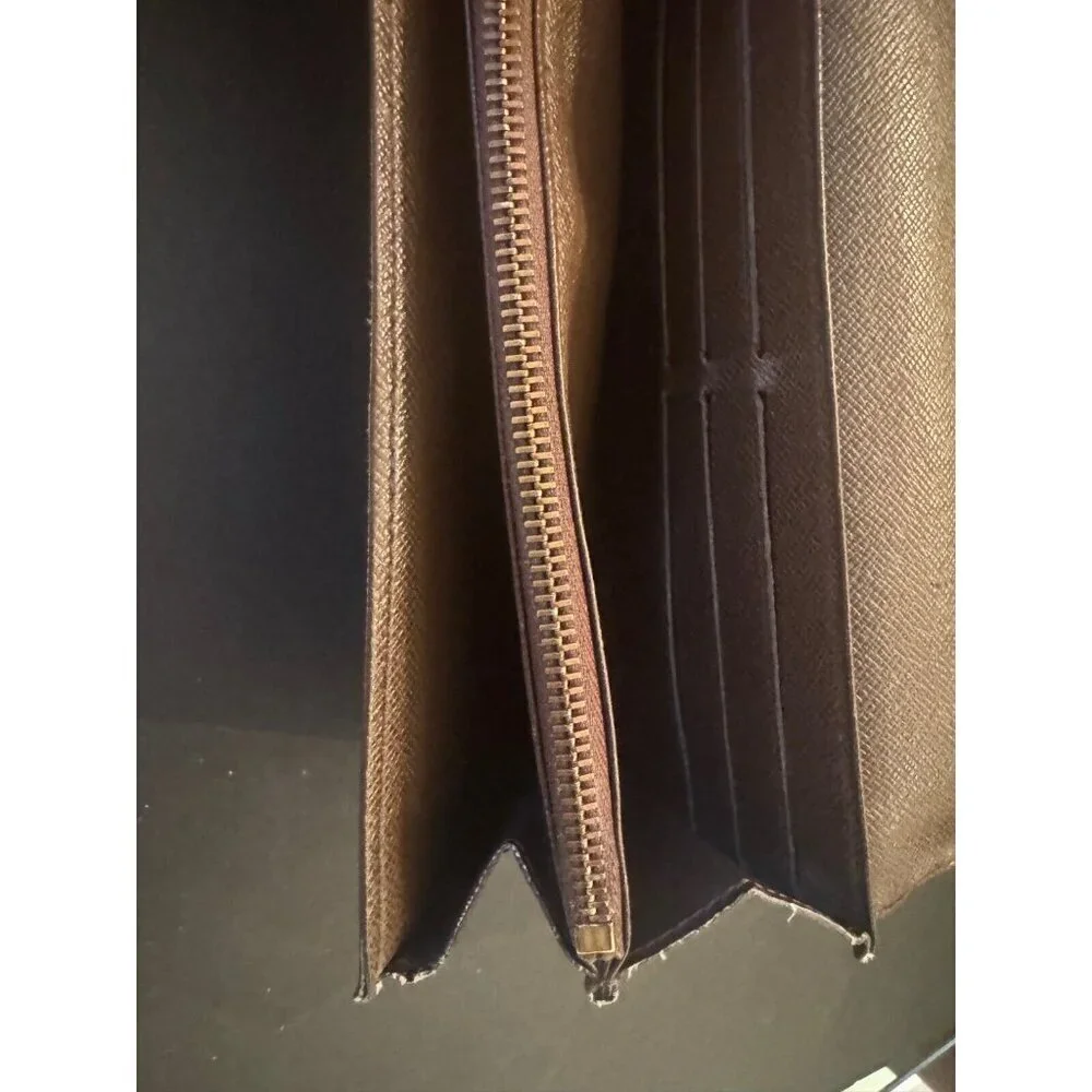 Louis Vuitton Damier Ebene Sarah Long Wallet 100% authentic